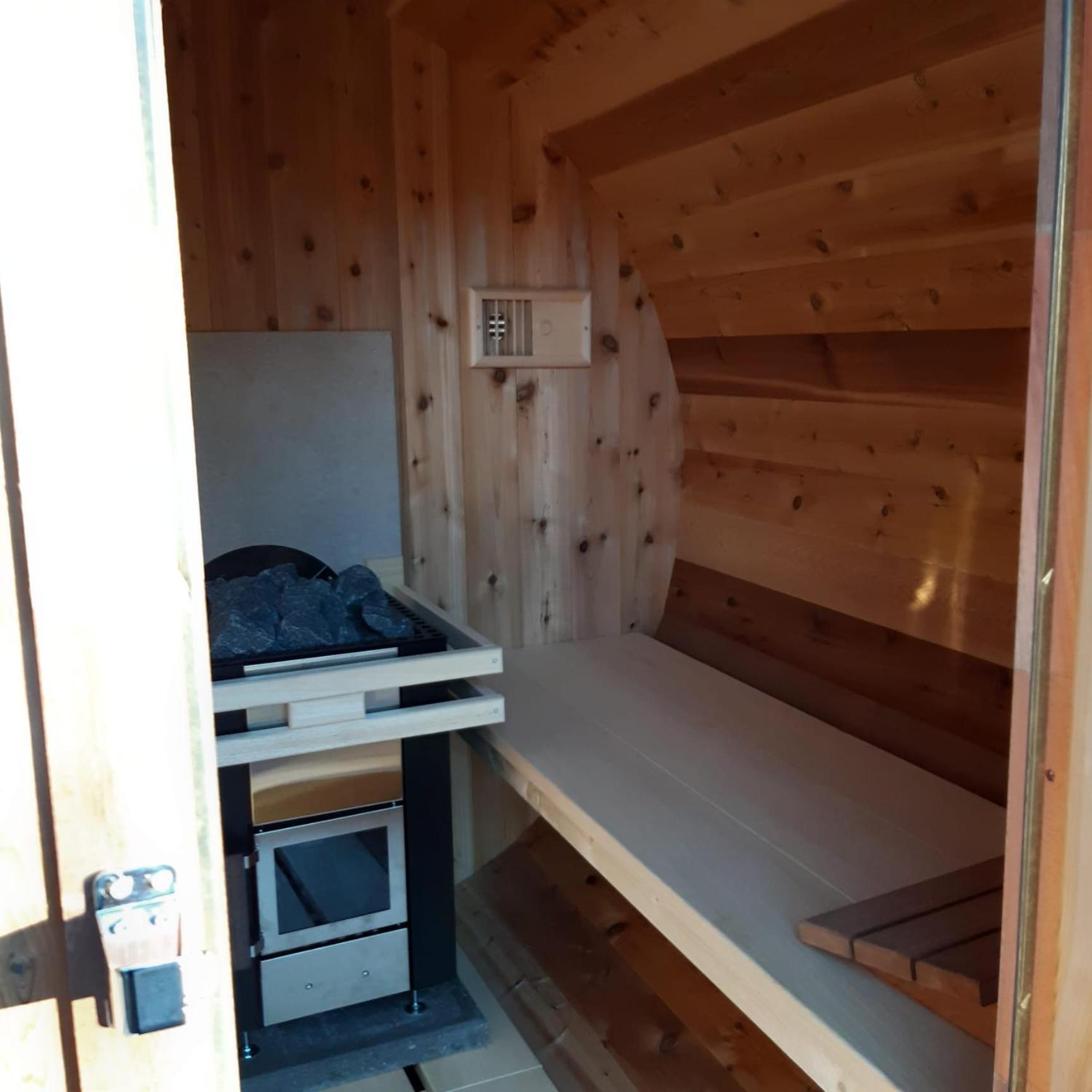 Vakantiehuis Met Hottub En Barrelsauna Ommen Oda fotoğraf